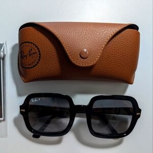 Ray-Ban sunglasses polarized